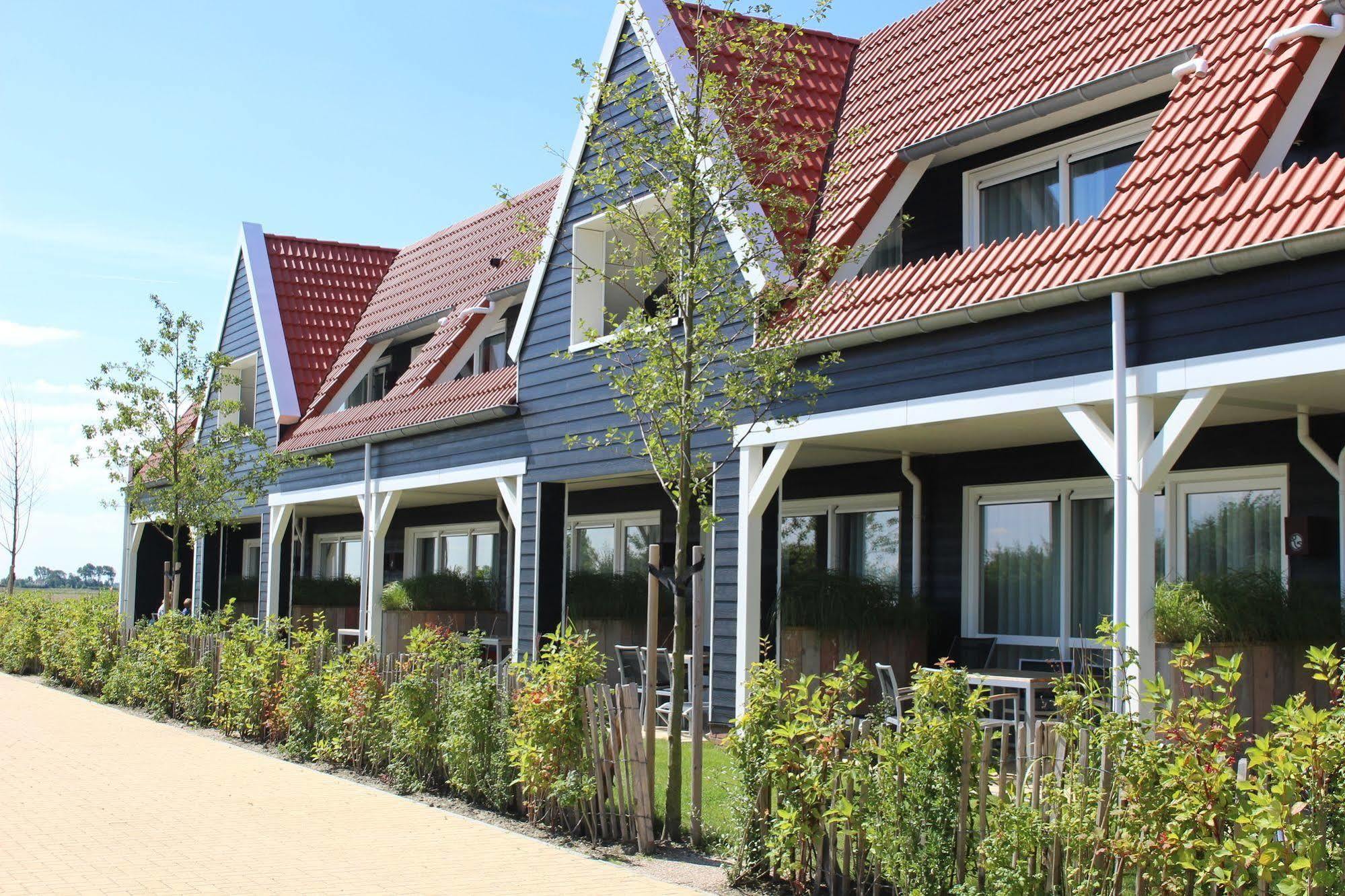 Hotel De Zeeuwse Kust Renesse Exterior photo